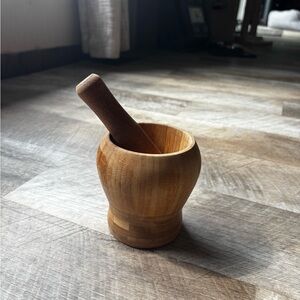 Wooden Mortar and Pestle Set